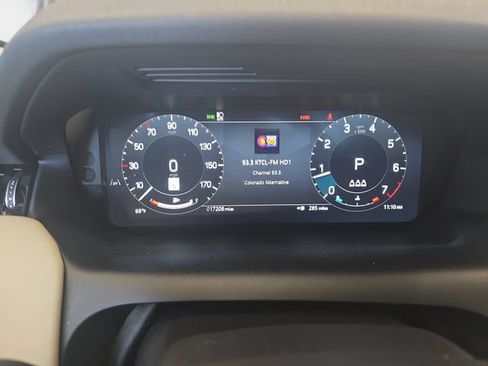 Used 2025 Land Rover Discovery Sport S AWD/4WD image 22