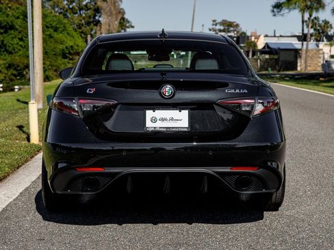New 2025 Alfa Romeo Giulia AWD w/ Driving Assist Package image 4