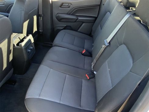 Used 2023 Chevrolet Colorado Trail Boss w/ Technology Package image 25