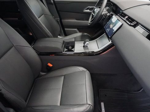 Used 2025 Land Rover Range Rover Velar Dynamic SE image 23