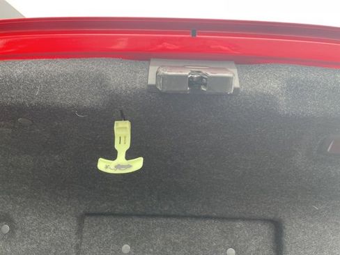 Used 2017 Volvo S60 T5 Dynamic image 9