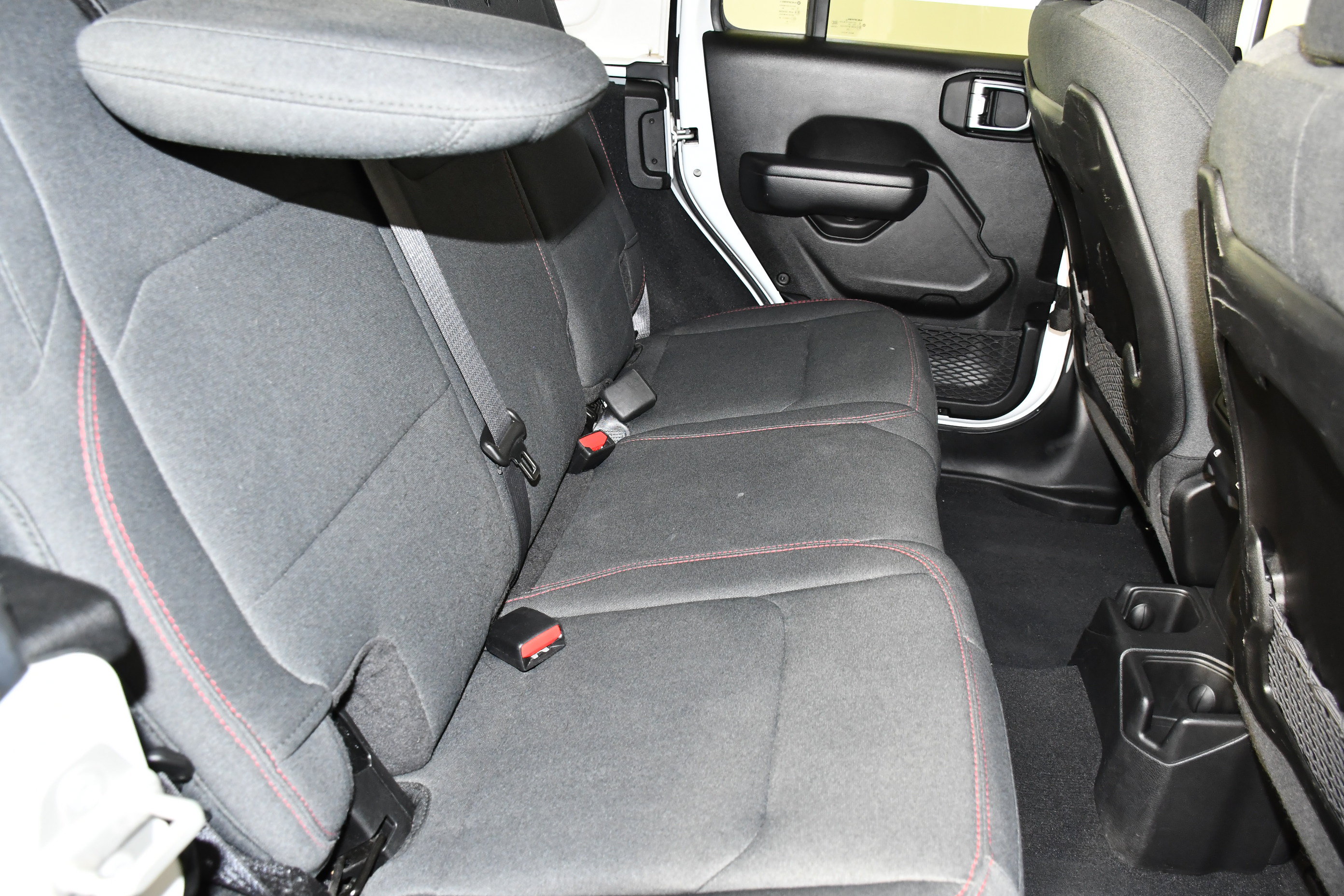 Used 2024 Jeep Wrangler Unlimited Rubicon AWD/4WD image 43