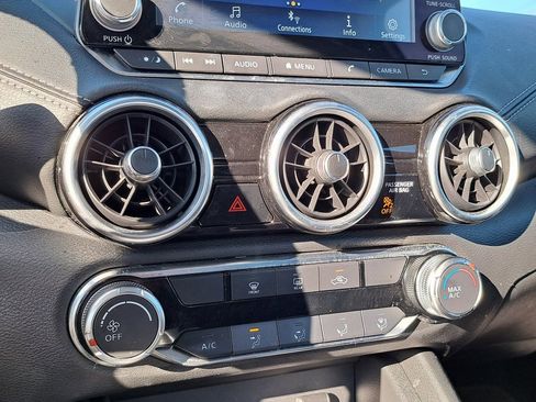 Used 2022 Nissan Sentra SV image 15