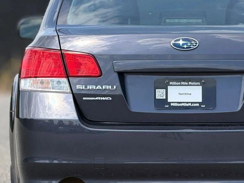 Used 2013 Subaru Legacy 2.5i Premium w/ All-Weather Pkg AWD/4WD image 13