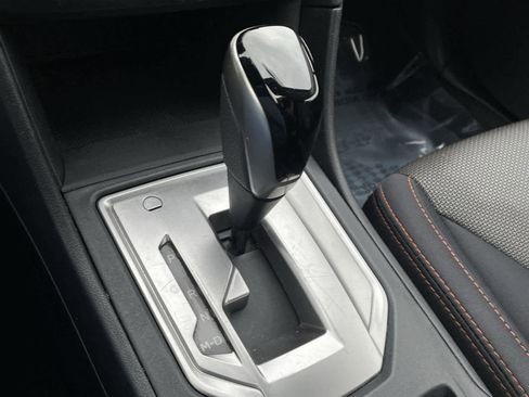 Used 2019 Subaru Crosstrek 2.0i Premium image 24