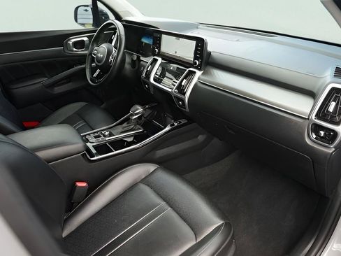 Used 2023 Kia Sorento SX FWD image 20