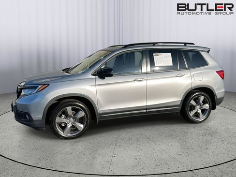 Used 2021 Honda Passport Touring image 3