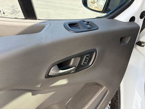 Used 2024 Ford Transit 250 Low Roof AWD w/ Exterior Upgrade Package image 13