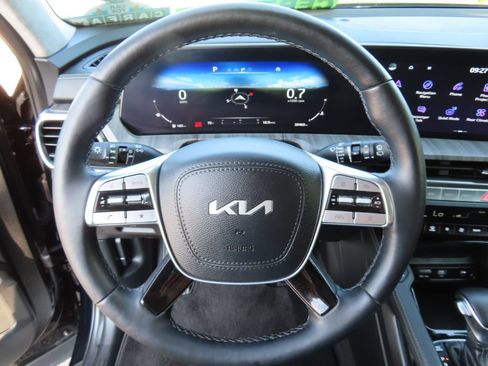 Certified 2024 Kia Telluride SX Prestige w/ Towing Package AWD/4WD image 23