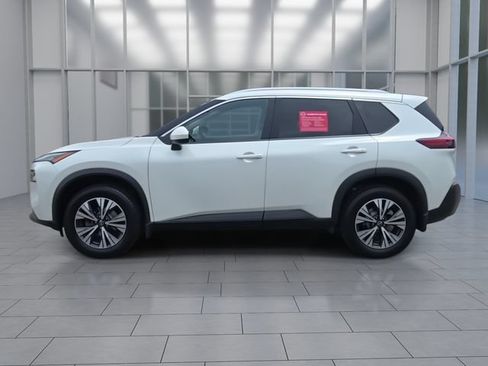 Certified 2023 Nissan Rogue SV w/ SV Premium B Package AWD/4WD image 5