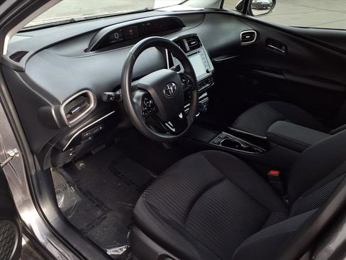Used 2021 Toyota Prius Prime LE w/ Carpet Mat Package (TMS) image 14