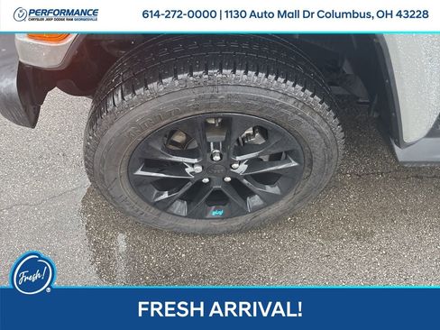 Used 2022 Jeep Wrangler Unlimited Sahara w/ Cold Weather Group image 10