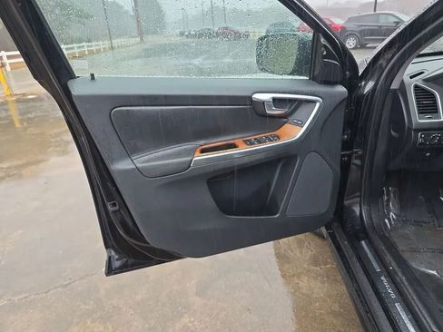 Used 2017 Volvo XC60 T5 Inscription image 35