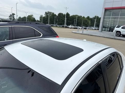 Used 2017 Honda Accord EX-L image 3