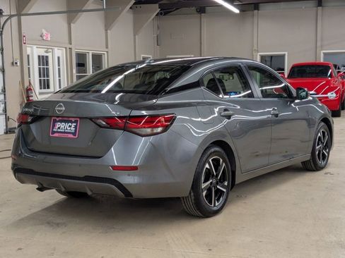 Used 2024 Nissan Sentra SV image 5