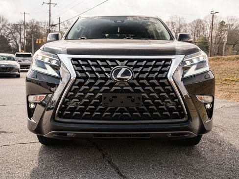 Used 2023 Lexus GX 460 Premium image 2