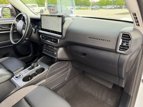 Used 2025 Ford Bronco Sport Big Bend w/ Convenience Package AWD/4WD image 10