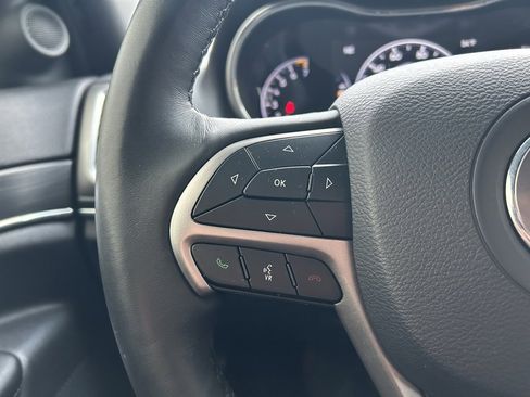 Used 2019 Jeep Grand Cherokee Limited image 9