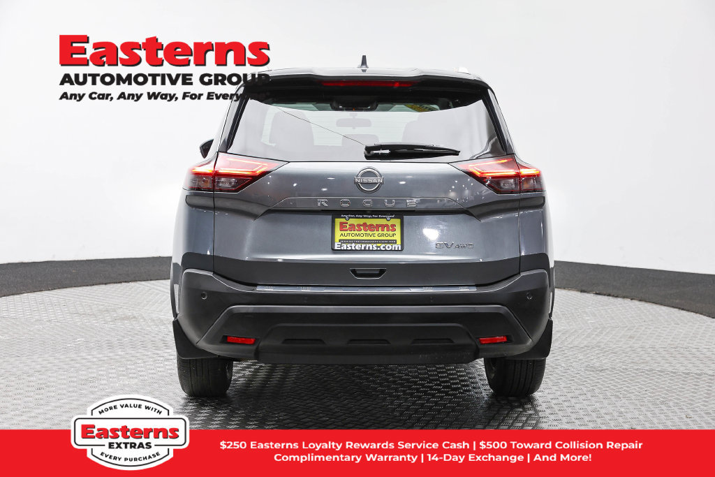 Used 2023 Nissan Rogue SV w/ SV Premium Package AWD/4WD image 7