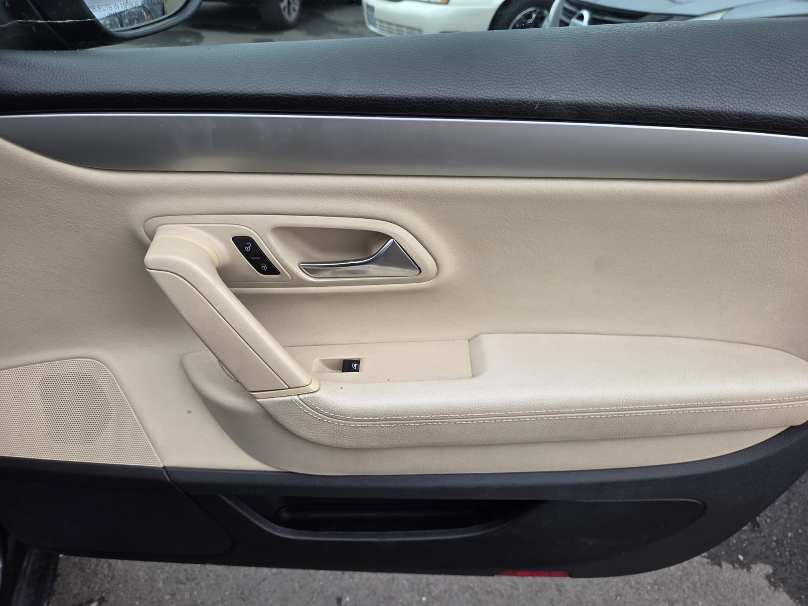 Used 2010 Volkswagen CC Sport FWD image 12