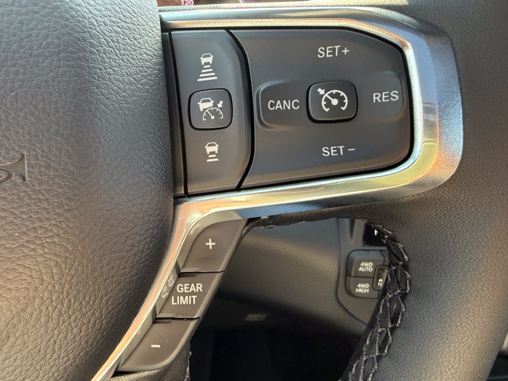 New 2027 RAM 1500 Laramie AWD/4WD image 17