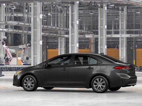 New 2026 Toyota Corolla LE FWD image 5