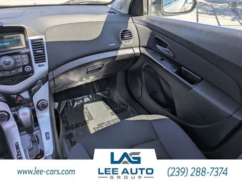 Used 2014 Chevrolet Cruze LT w/ RS Package FWD image 16