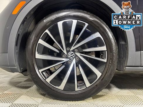 Used 2023 Volkswagen ID.4 Pro S Plus image 28