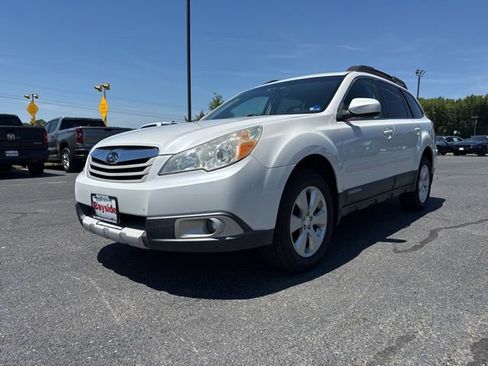 Used 2012 Subaru Outback 2.5i Limited AWD/4WD image 16