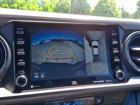 Used 2020 Toyota Tacoma Limited AWD/4WD image 25