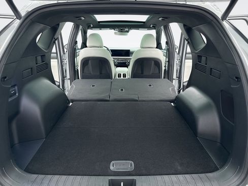 Used 2025 Hyundai Tucson Limited image 25