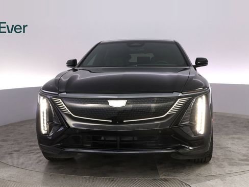 Used 2024 Cadillac Lyriq Sport AWD/4WD image 12