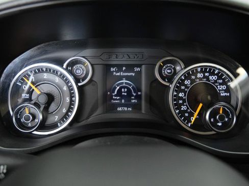 Used 2019 RAM 1500 Tradesman AWD/4WD image 17