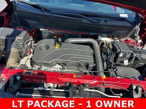 Used 2024 Chevrolet Equinox LT image 11