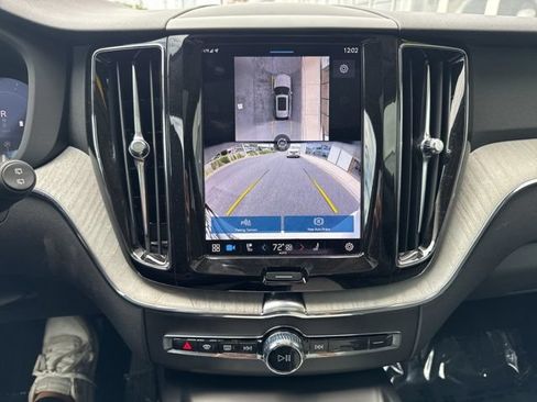 Certified 2025 Volvo XC60 B5 Plus AWD/4WD image 26