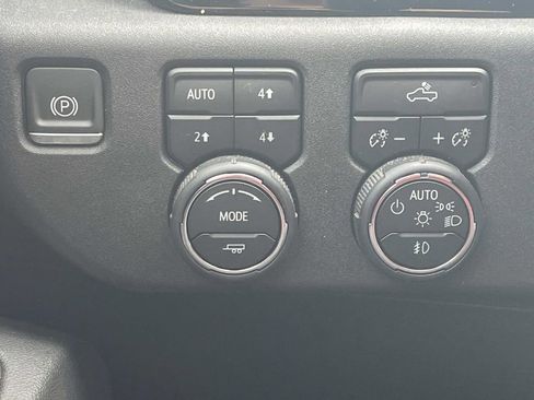 Used 2024 Chevrolet Silverado 1500 RST w/ All Star Edition Plus image 32