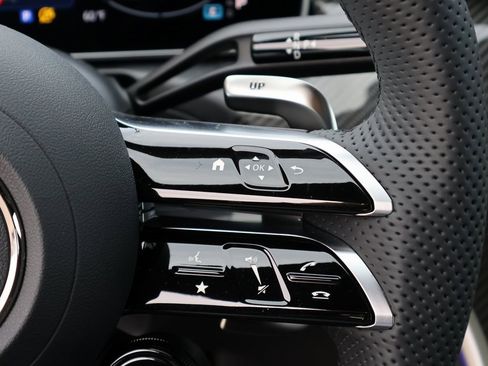 New 2026 Mercedes-Benz C 43 AMG 4MATIC Sedan image 36