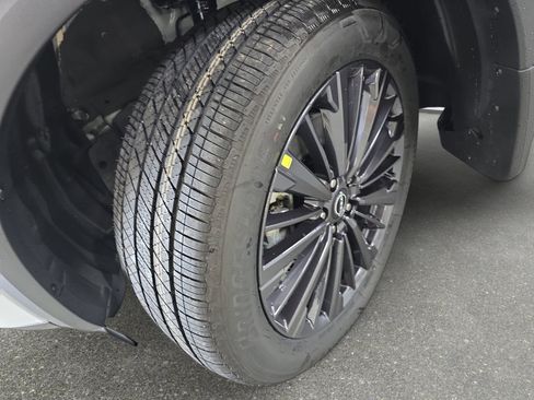 New 2026 Nissan Pathfinder SL image 31