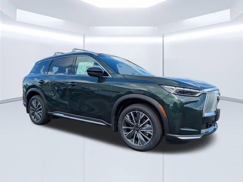 New 2026 INFINITI QX60 Luxe w/ Family Package image 2