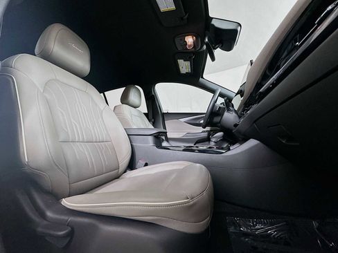 Used 2024 Buick Envista Avenir image 24