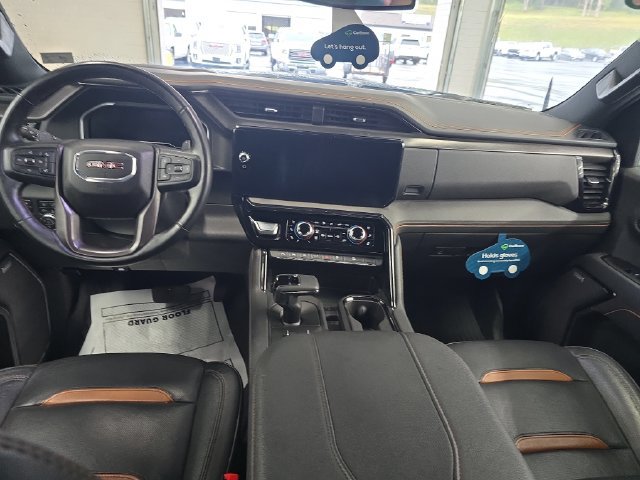 Used 2024 GMC Sierra 1500 AT4 w/ AT4 Premium Package AWD/4WD image 11
