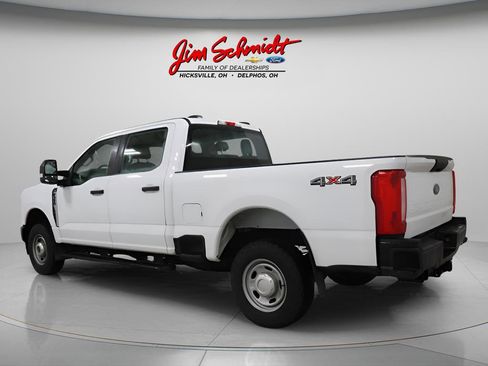 Used 2024 Ford F350 XL AWD/4WD image 4