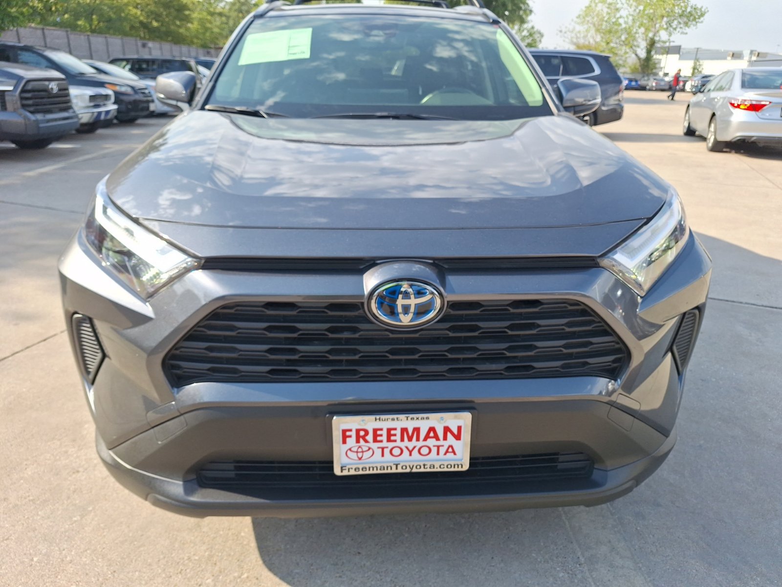Used 2024 Toyota RAV4 XLE w/ Convenience Package AWD/4WD image 9