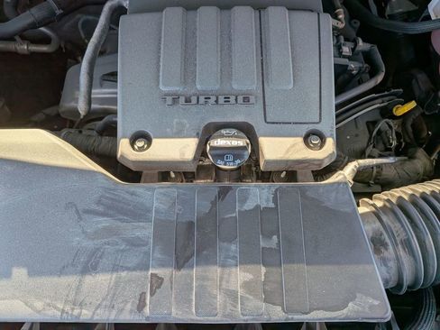 Used 2023 Chevrolet Silverado 1500 LT Trail Boss image 14