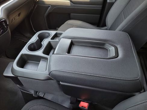 Used 2022 Chevrolet Silverado 1500 LT RWD image 20