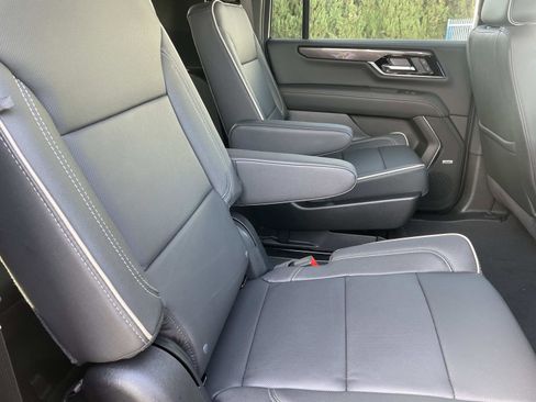 New 2026 GMC Yukon XL Elevation image 26