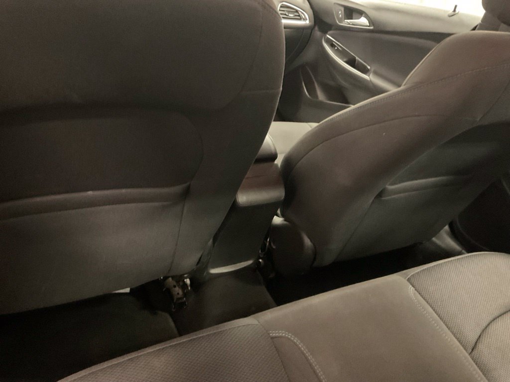 Used 2016 Chevrolet Cruze LT w/ Convenience Package FWD image 27