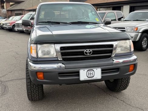 Used 1998 Toyota Tacoma 4x4 Xtracab image 34