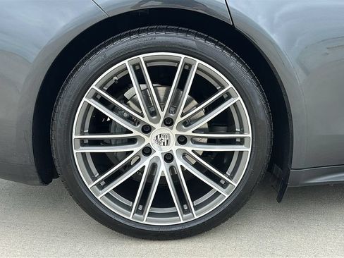Used 2018 Porsche Panamera 4S AWD/4WD image 20