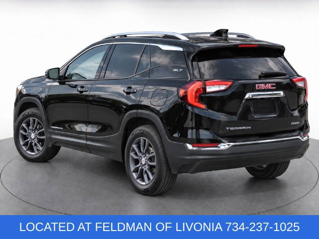 Certified 2024 GMC Terrain SLT w/ LPO, Floor Liner Package AWD/4WD image 3